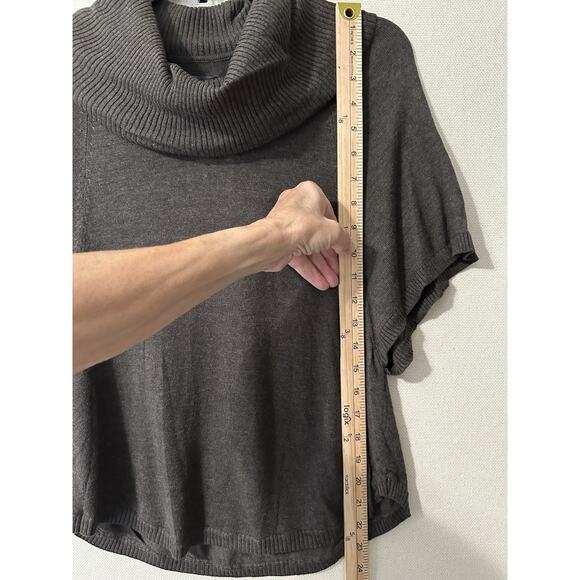 Women’s Brown Sweater Short Sleeve Cowl Neck Cropped Sz S Fall Classic NWT - Picture 12 of 14
